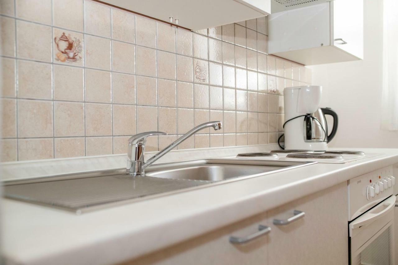 Apartmani Sanjin Tariba Supetarska Draga Exterior foto