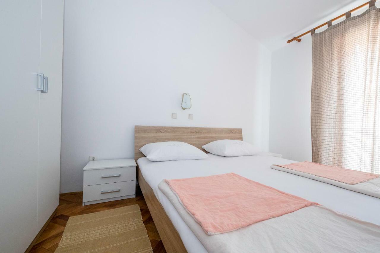 Apartmani Sanjin Tariba Supetarska Draga Exterior foto
